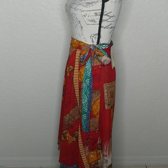 India Boutique Floral Two Sided Wrap Skirt Multicolored - Picture 3 of 9